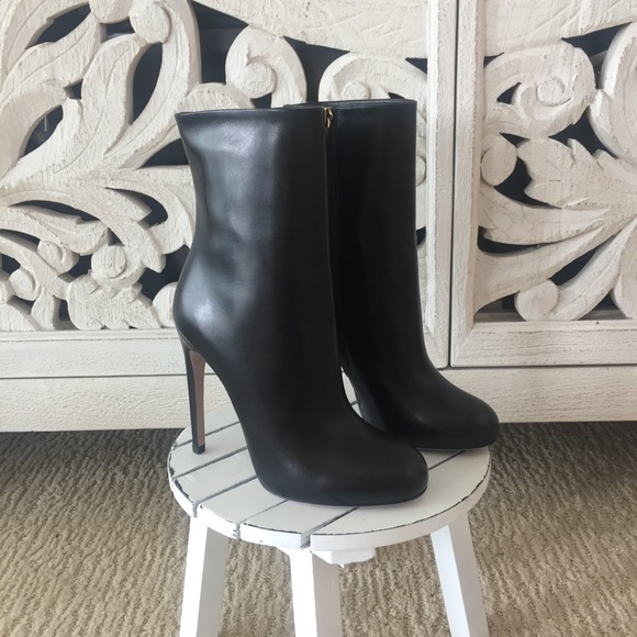 💥SOLD💥 HP 🎉 Gucci Leather Booties - Picture 3 of 6